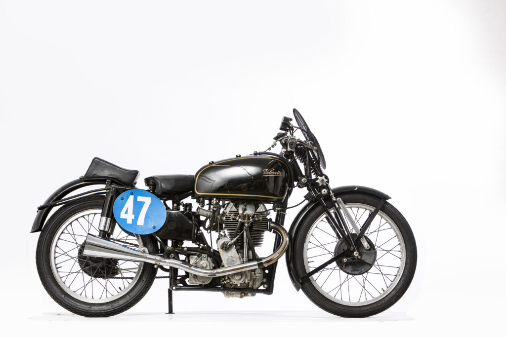 This image has an empty alt attribute; its file name is ex-Les-Graham-Swiss-Grand-Prix-Winning-1948-Velocette-KTT-MKVIII-Racing-Motorcycle-1024x683.jpg