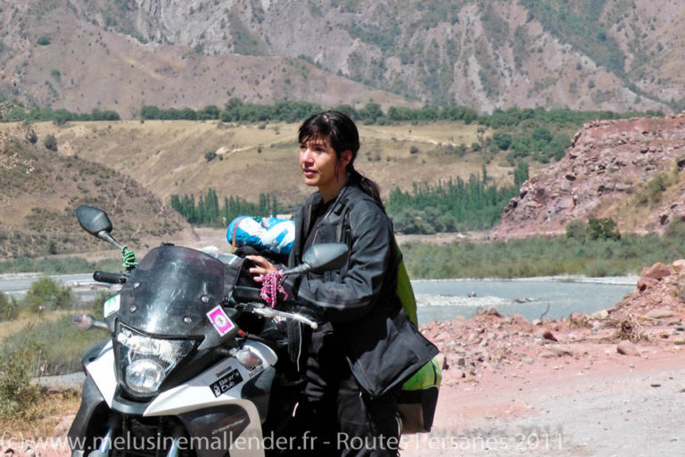 Mélusine Mallender, aventurière à moto