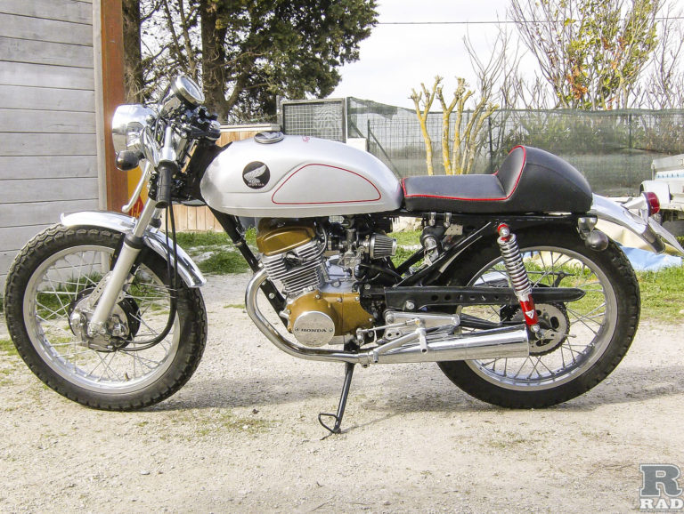 UN 125 HONDA BIEN RACÉ